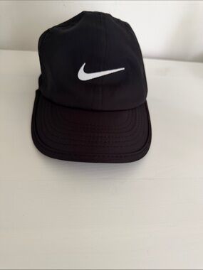 Toddler (2-4) Nike Black Cap with White Swoosh